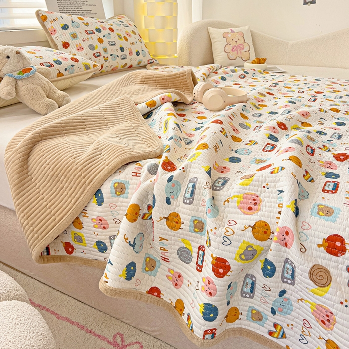 91家纺网 家纺一手货源 找家纺 2024新款水洗全棉牛奶绒床盖三件套 小萌宠