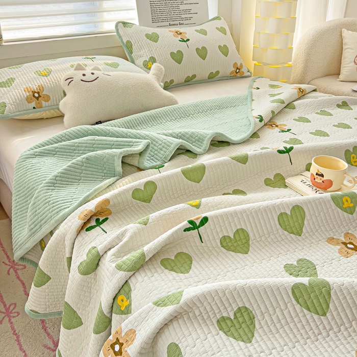 91家纺网 家纺一手货源 找家纺 2024新款水洗全棉牛奶绒床盖三件套 佳朵