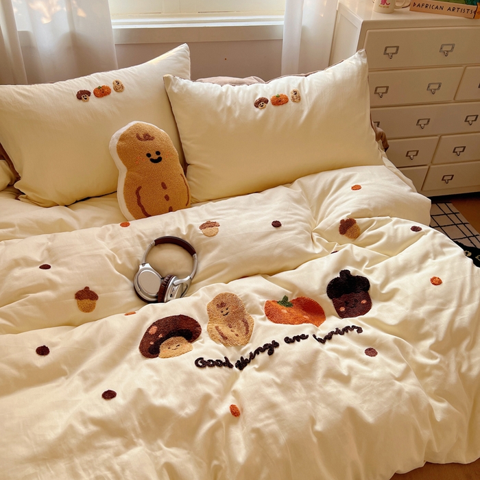 91家纺网 家纺一手货源 找家纺 2025新款牛奶绒+全棉毛巾绣四件套 蔬菜庄园