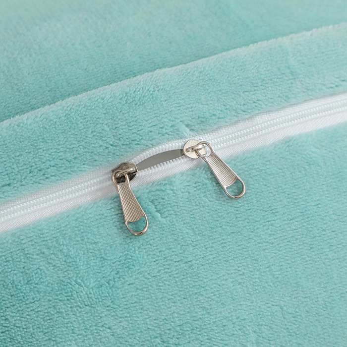 91家纺网 家纺一手货源 找家纺 畅畅家纺 2024新款宽边高克重冬季9斤加厚牛奶绒绣花四件套 水绿色