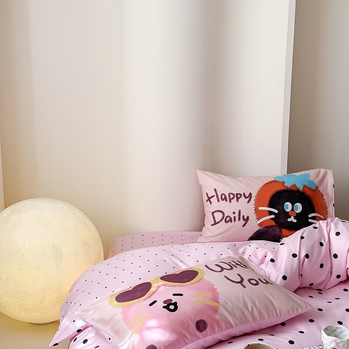 91家纺网 家纺一手货源 找家纺 2024春季新品毛巾绣13370全棉卡通系列四件套 波点柿子猫