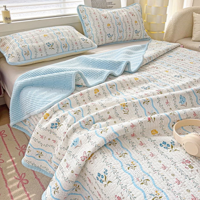 91家纺网 家纺一手货源 找家纺 2024新款水洗全棉牛奶绒床盖三件套 云河梦