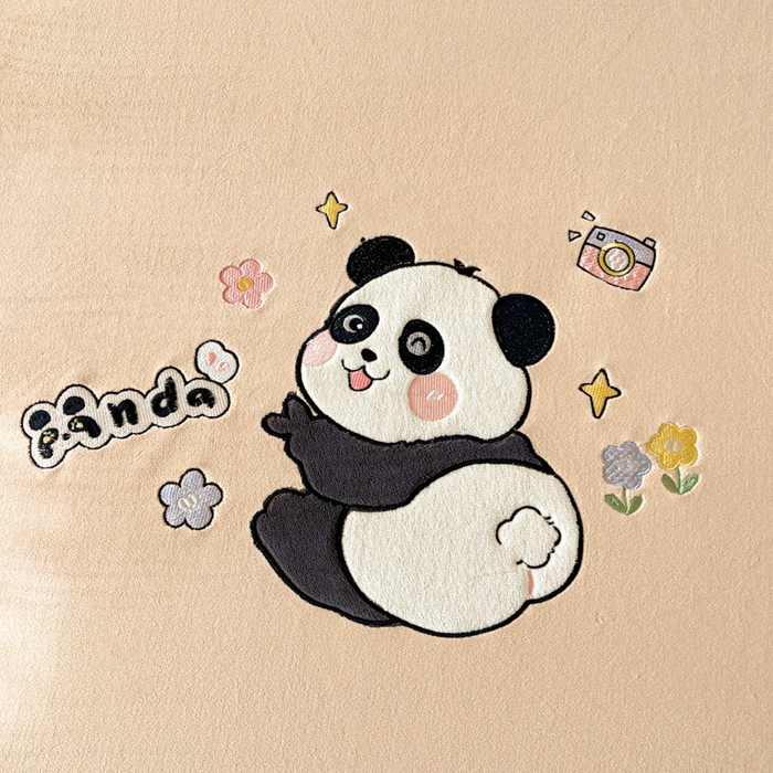 91家纺网 家纺一手货源 找家纺 鑫钰 2024新款刺绣卡通加厚牛奶绒床笠-花花熊猫 花花熊猫-卡其
