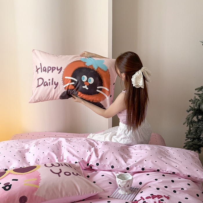 91家纺网 家纺一手货源 找家纺 2024春季新品毛巾绣13370全棉卡通系列四件套 波点柿子猫