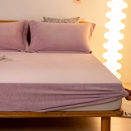 91家纺网 家纺一手货源 找家纺 （总）金喜 2025新款200g牛奶绒单床笠高克重牛奶绒单品床笠