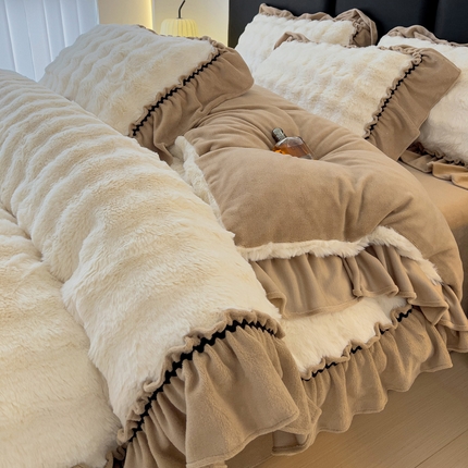 米莱家纺 2024新款兔毛法式花边牛奶绒四件套 泡芙白咖