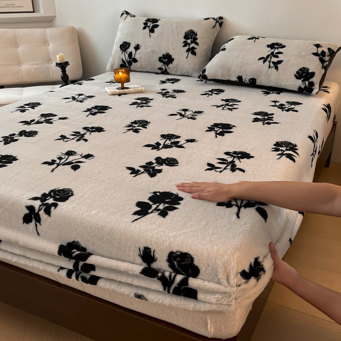 91家纺网 家纺一手货源 找家纺 子曰 2025新款加厚美拉德兔绒床笠床褥子床护垫 美拉德-玫瑰(白)