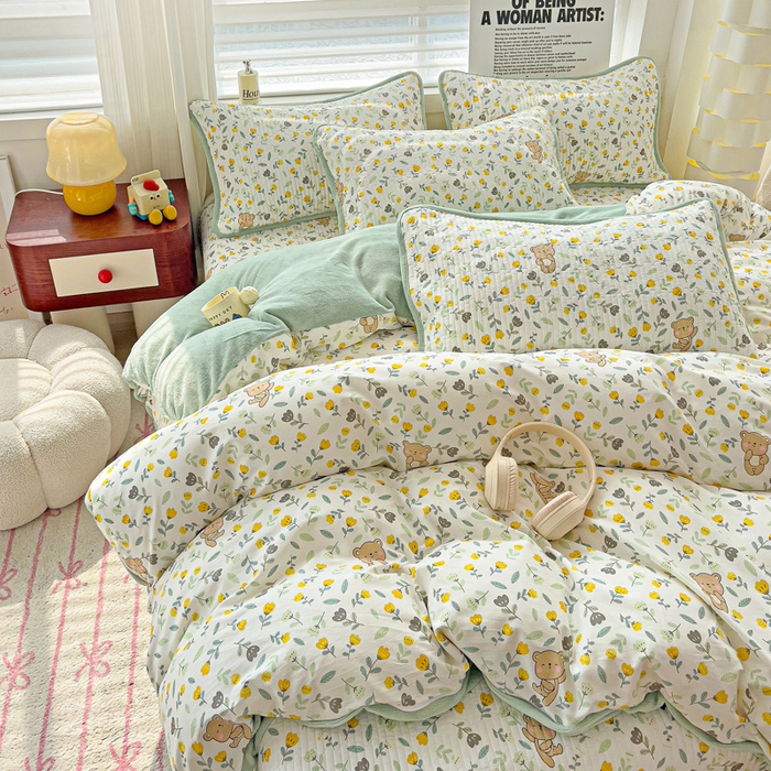 91家纺网 家纺一手货源 找家纺 2024新款水洗全棉牛奶绒床盖四件套 朵朵熊