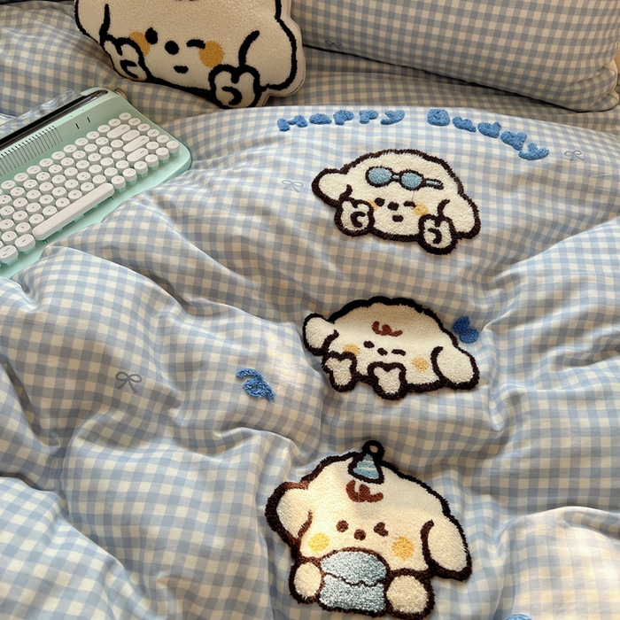 91家纺网 家纺一手货源 找家纺 2025新款牛奶绒+全棉毛巾绣四件套 小比熊