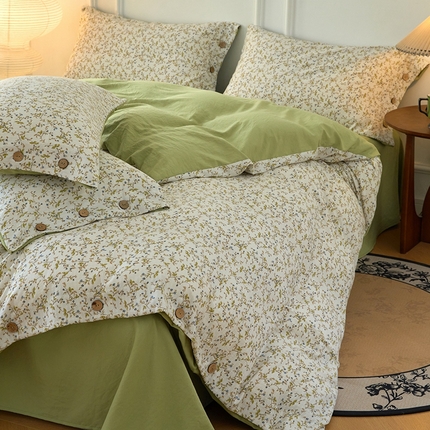 91家纺网 家纺一手货源 找家纺 （总）yyds网供 2024新款小碎花纽扣款田园风四件套非全棉纯棉日式水洗棉三件套花卉