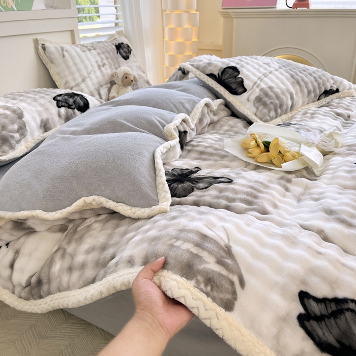 91家纺网 家纺一手货源 找家纺 金喜 2024新款泡泡牛奶绒四件套-欧帝莎 泡泡牛奶绒-蝶恋花灰