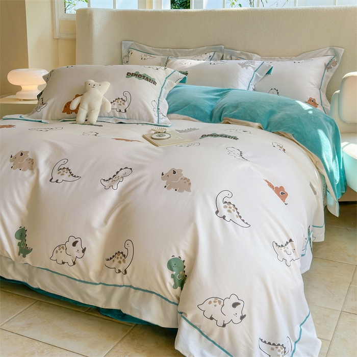 91家纺网 家纺一手货源 找家纺 7V 2024新款单件被套A纯棉B牛奶绒轻奢大宽边一字绣A类133*76全棉喷气宽幅长绒棉高克重全工艺牛奶绒 侏罗纪