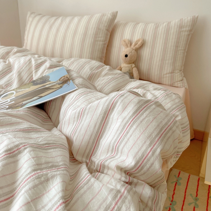 91家纺网 家纺一手货源 找家纺 繁花家居 2024新款亲肤混搭印花四件套系列（提供买家秀） 粉条粉底