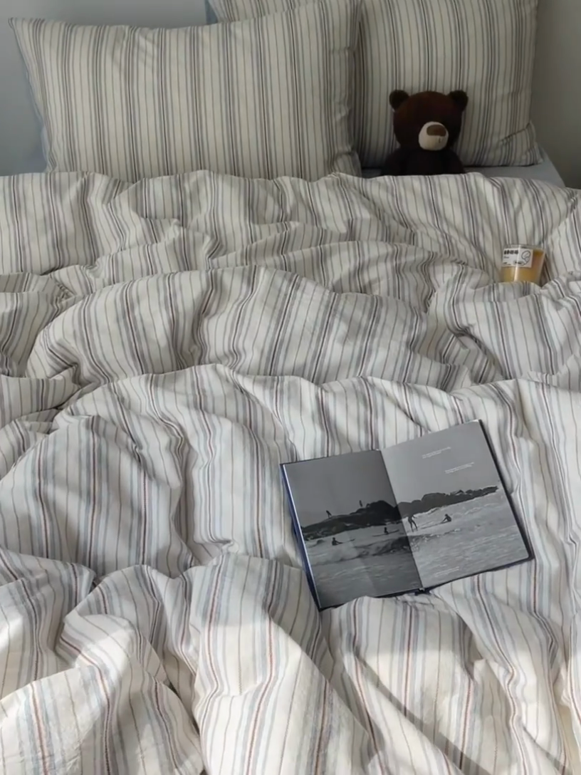 91家纺网 家纺一手货源 找家纺 繁花家居 2024新款亲肤混搭印花四件套系列（提供买家秀） 蓝条蓝底