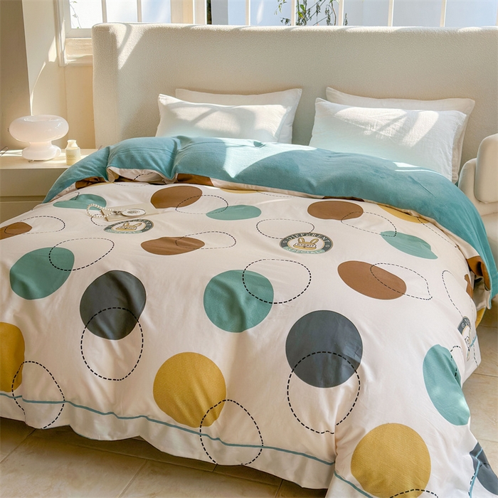 91家纺网 家纺一手货源 找家纺 7V 2024新款单件被套A纯棉B牛奶绒轻奢大宽边一字绣A类133*76全棉喷气宽幅长绒棉高克重全工艺牛奶绒 动感兔