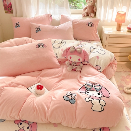 91家纺网 家纺一手货源 找家纺 （总）星座家纺 2025新款三丽鸥毛巾绣牛奶绒四件套