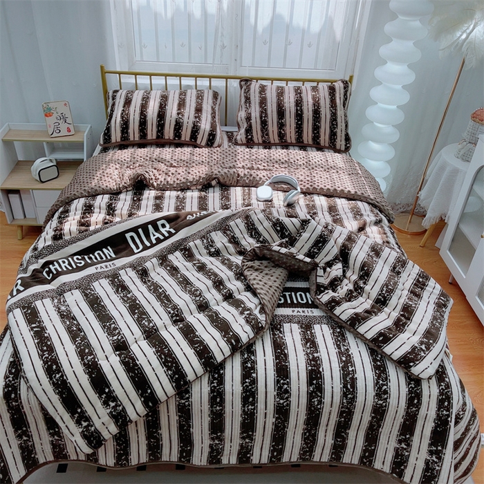 91家纺网 家纺一手货源 找家纺 暖居 2024新款牛奶绒豆豆被床盖四件套 印象