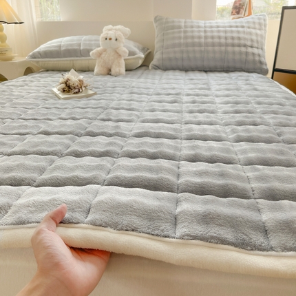 卡伦家纺 2025新款兔毛绒高克重保暖床垫床褥 优雅灰