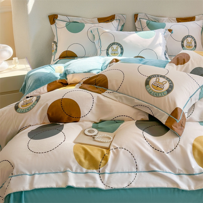 91家纺网 家纺一手货源 找家纺 7V 2024新款单件被套A纯棉B牛奶绒轻奢大宽边一字绣A类133*76全棉喷气宽幅长绒棉高克重全工艺牛奶绒 动感兔