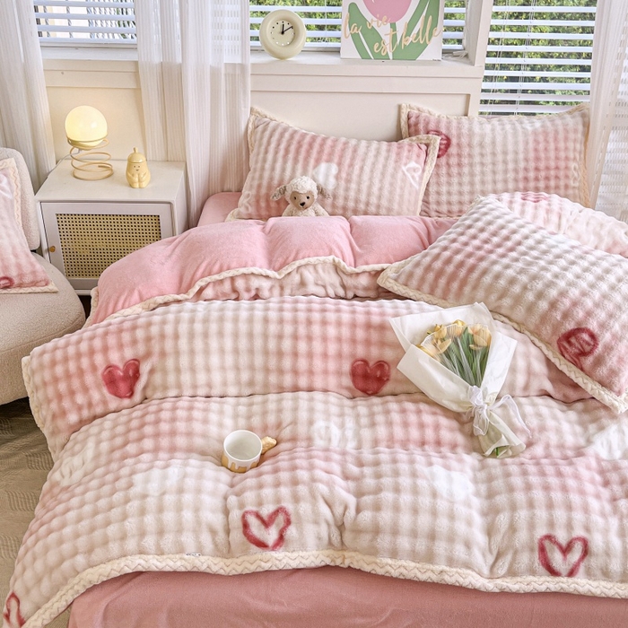 91家纺网 家纺一手货源 找家纺 （总）金喜 2024新款泡泡高克重牛奶绒四件套秋冬四件套床品-欧帝莎包边系列