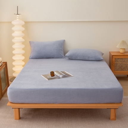 91家纺网 家纺一手货源 找家纺 （总）金泰莱 2025新款舒适牛奶绒纯色床笠