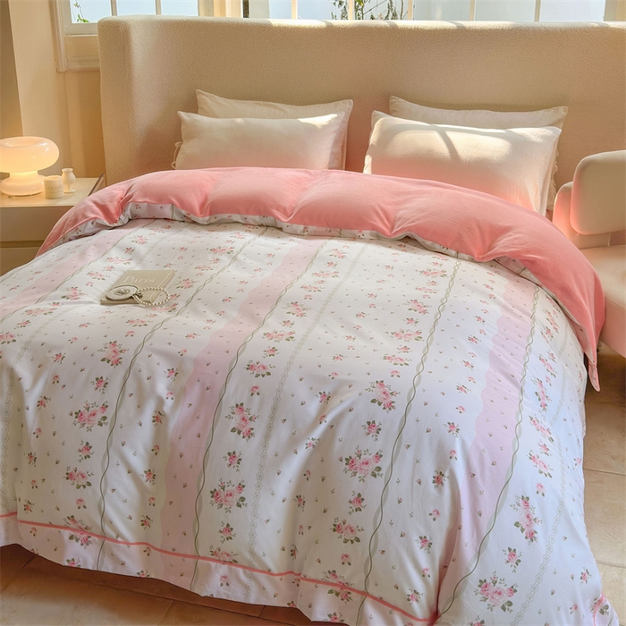 91家纺网 家纺一手货源 找家纺 7V 2024新款单件被套A纯棉B牛奶绒轻奢大宽边一字绣A类133*76全棉喷气宽幅长绒棉高克重全工艺牛奶绒 沐浴玫瑰