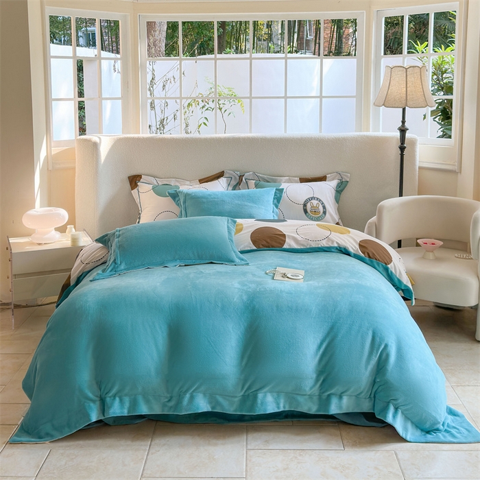 91家纺网 家纺一手货源 找家纺 7V 2024新款单件被套A纯棉B牛奶绒轻奢大宽边一字绣A类133*76全棉喷气宽幅长绒棉高克重全工艺牛奶绒 动感兔