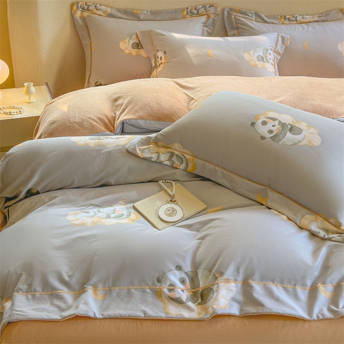 91家纺网 家纺一手货源 找家纺 7V 2024新款单件被套A纯棉B牛奶绒轻奢大宽边一字绣A类133*76全棉喷气宽幅长绒棉高克重全工艺牛奶绒 梦天使