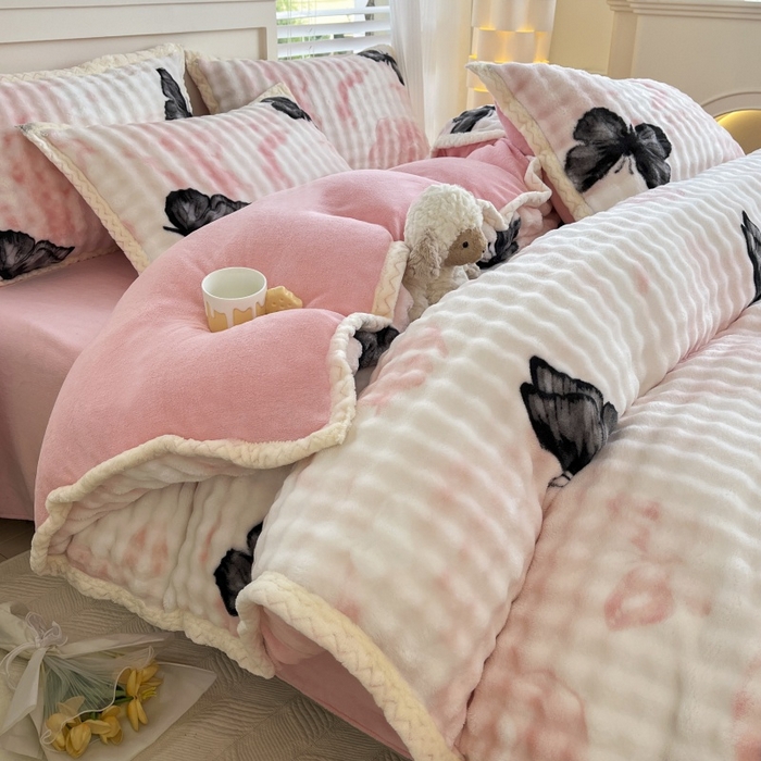 91家纺网 家纺一手货源 找家纺 金喜 2024新款泡泡牛奶绒四件套-欧帝莎 泡泡牛奶绒-蝶恋花粉