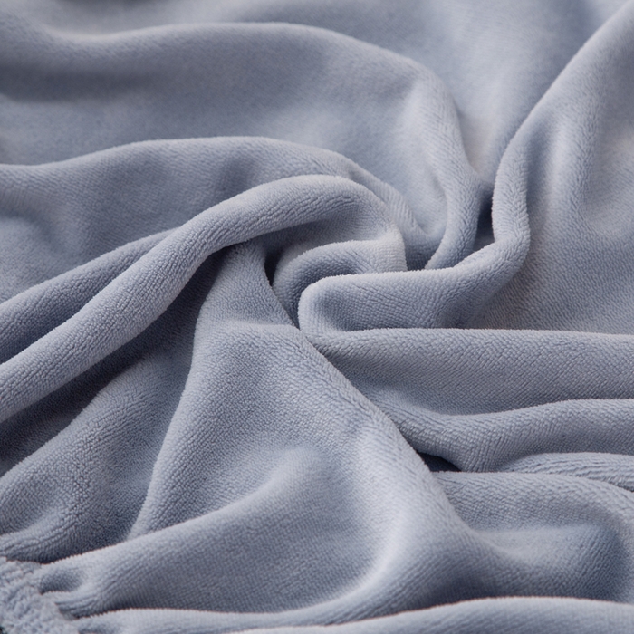 91家纺网 家纺一手货源 找家纺 棉乐町家居 2025新款舒适纯色牛奶绒床笠 银灰色