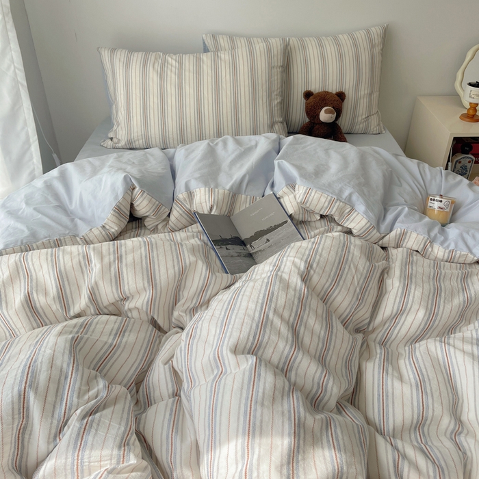 91家纺网 家纺一手货源 找家纺 繁花家居 2024新款亲肤混搭印花四件套系列（提供买家秀） 蓝条蓝底