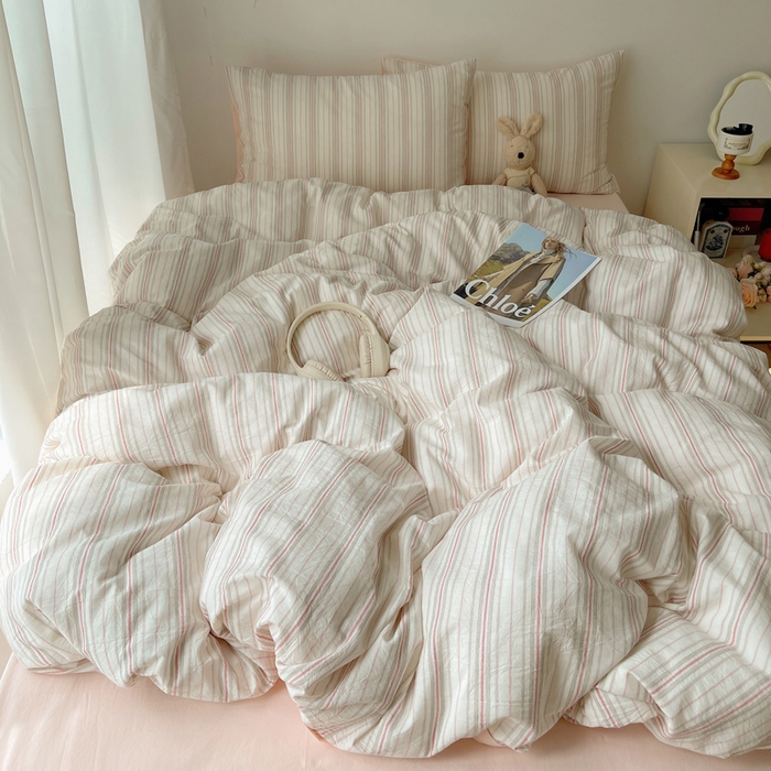 91家纺网 家纺一手货源 找家纺 繁花家居 2024新款亲肤混搭印花四件套系列（提供买家秀） 粉条粉底