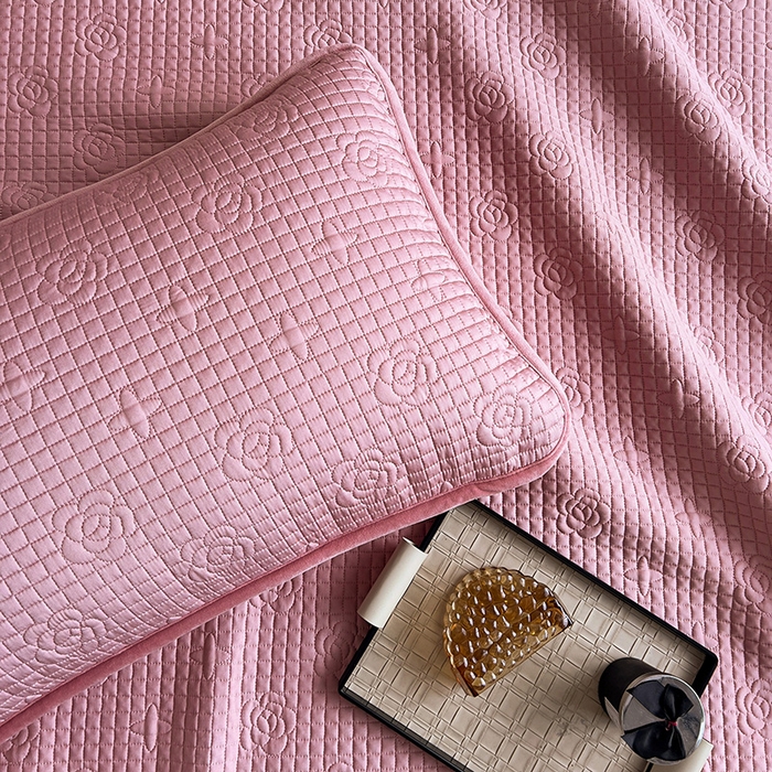 91家纺网 家纺一手货源 找家纺 羽爱家纺 2024新款A类莫代尔宝宝绒床盖三件套 豆沙粉