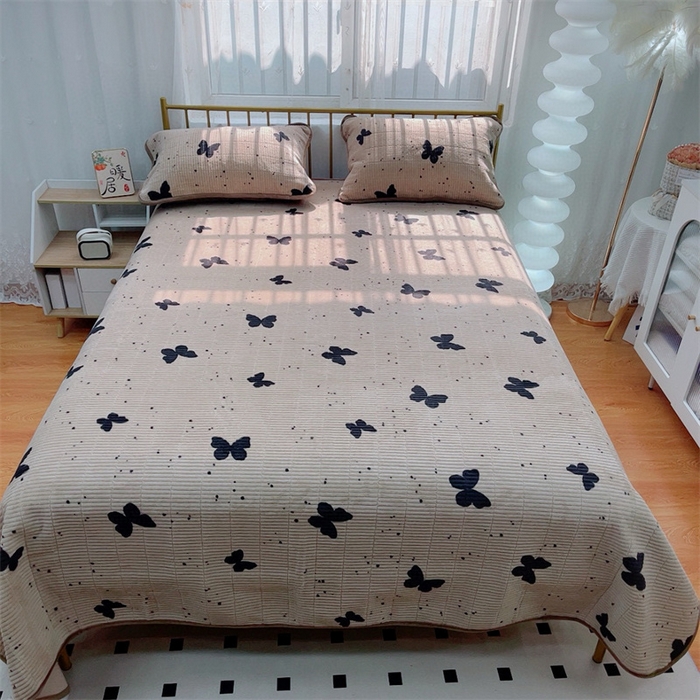 91家纺网 家纺一手货源 找家纺 暖居 2024新款牛奶绒豆豆被床盖四件套 幻蝶