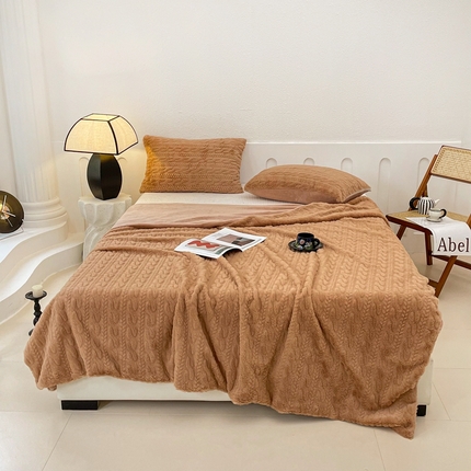 云玲时尚 2025新款高克重360g兔毛麻花绒盖毯 棕