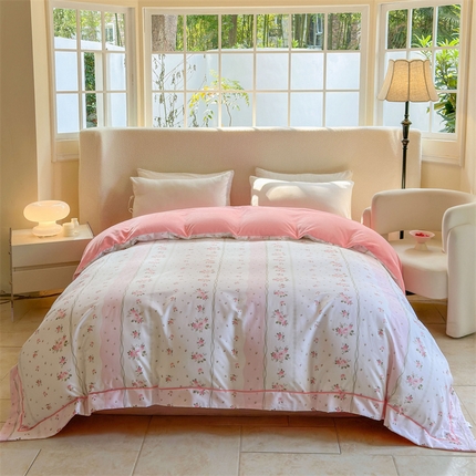 7V 2024新款单件被套A纯棉B牛奶绒轻奢大宽边一字绣A类133*76全棉喷气宽幅长绒棉高克重全工艺牛奶绒 沐浴玫瑰