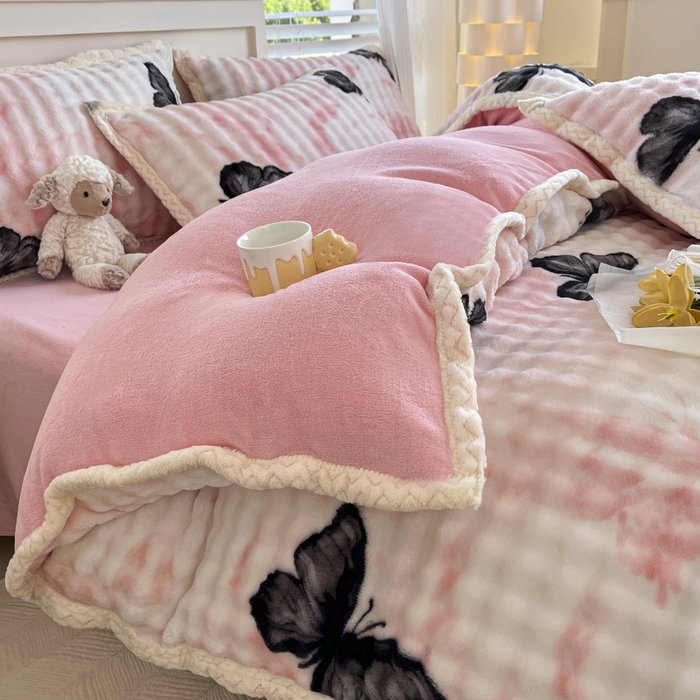 91家纺网 家纺一手货源 找家纺 金喜 2024新款泡泡牛奶绒四件套-欧帝莎 泡泡牛奶绒-蝶恋花粉