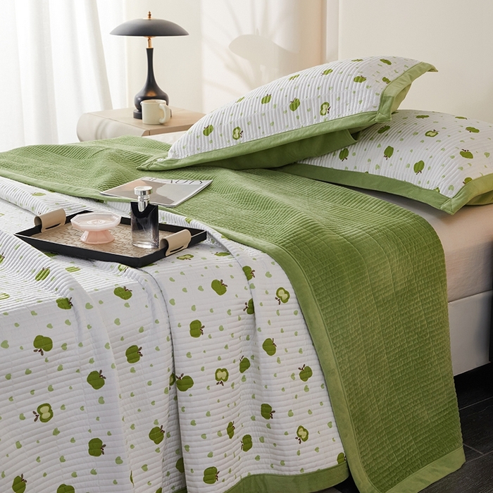 91家纺网 家纺一手货源 找家纺 莎果家纺 2025秋冬一面天丝一面绒高温砂洗床盖三件套 甜味日记