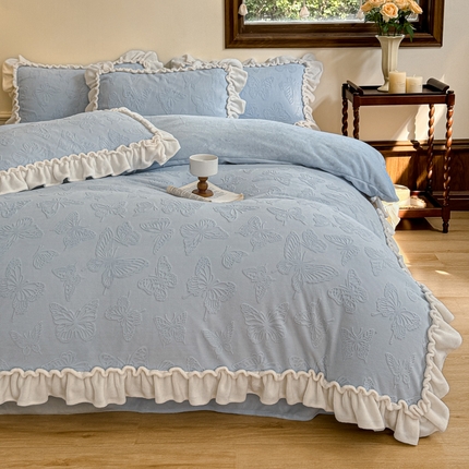 小主驾到 2024新款雕花绒牛奶绒花边款轻奢法式蝴蝶烂花公主风四件套 梦笙蝶兰