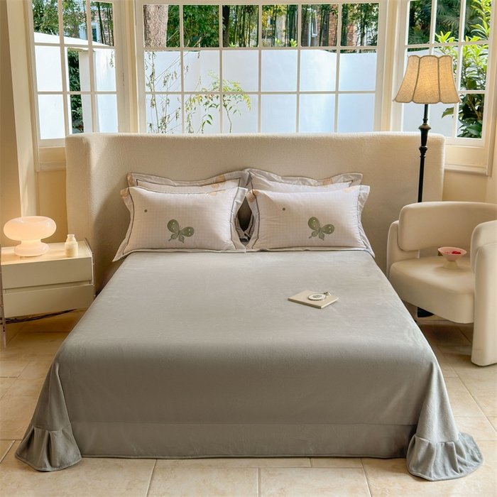 91家纺网 家纺一手货源 找家纺 7V 2025新款A纯棉B牛奶绒轻奢大宽边一字绣四件套A类133*76全棉喷气宽幅长绒棉高克重全工艺牛奶绒 蝶舞