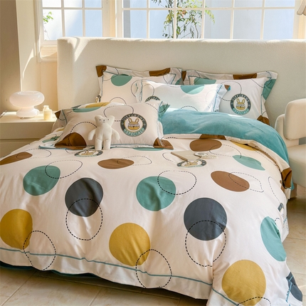 7V 2025新款A纯棉B牛奶绒轻奢大宽边一字绣四件套A类133*76全棉喷气宽幅长绒棉高克重全工艺牛奶绒 动感兔