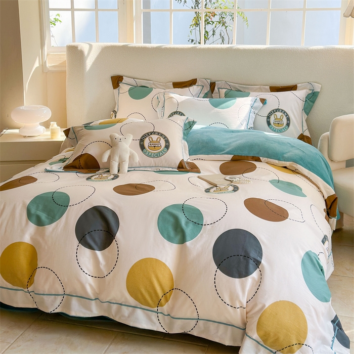 91家纺网 家纺一手货源 找家纺 7V 2025新款A纯棉B牛奶绒轻奢大宽边一字绣四件套A类133*76全棉喷气宽幅长绒棉高克重全工艺牛奶绒 动感兔