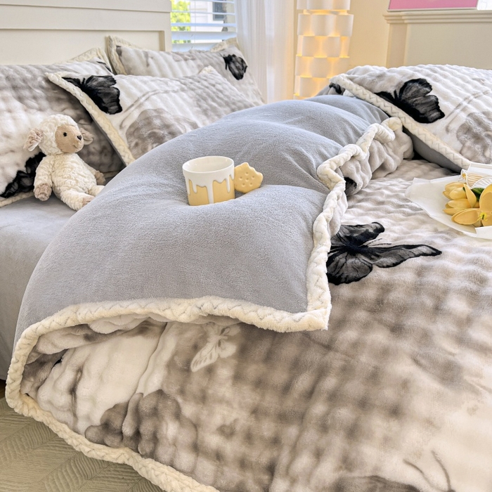 91家纺网 家纺一手货源 找家纺 金喜 2024新款泡泡牛奶绒四件套-欧帝莎 泡泡牛奶绒-蝶恋花灰