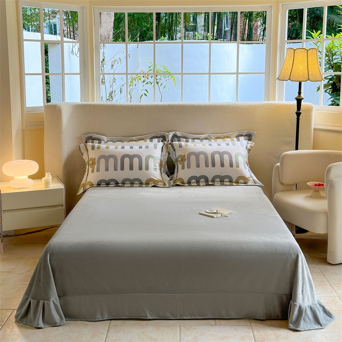 91家纺网 家纺一手货源 找家纺 7V 2025新款A纯棉B牛奶绒轻奢大宽边一字绣四件套A类133*76全棉喷气宽幅长绒棉高克重全工艺牛奶绒 字母控