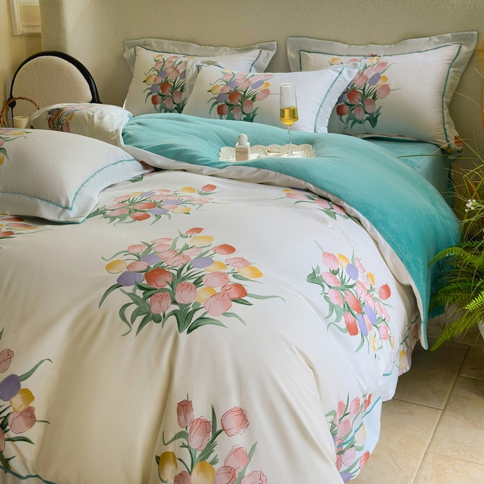 91家纺网 家纺一手货源 找家纺 7V 2024新款单件被套A纯棉B牛奶绒轻奢大宽边一字绣A类133*76全棉喷气宽幅长绒棉高克重全工艺牛奶绒 幽韵飘香