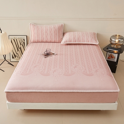 91家纺网 家纺一手货源 找家纺 极简 2024新款立体雕花牛奶绒床笠 西莉娅-浅粉