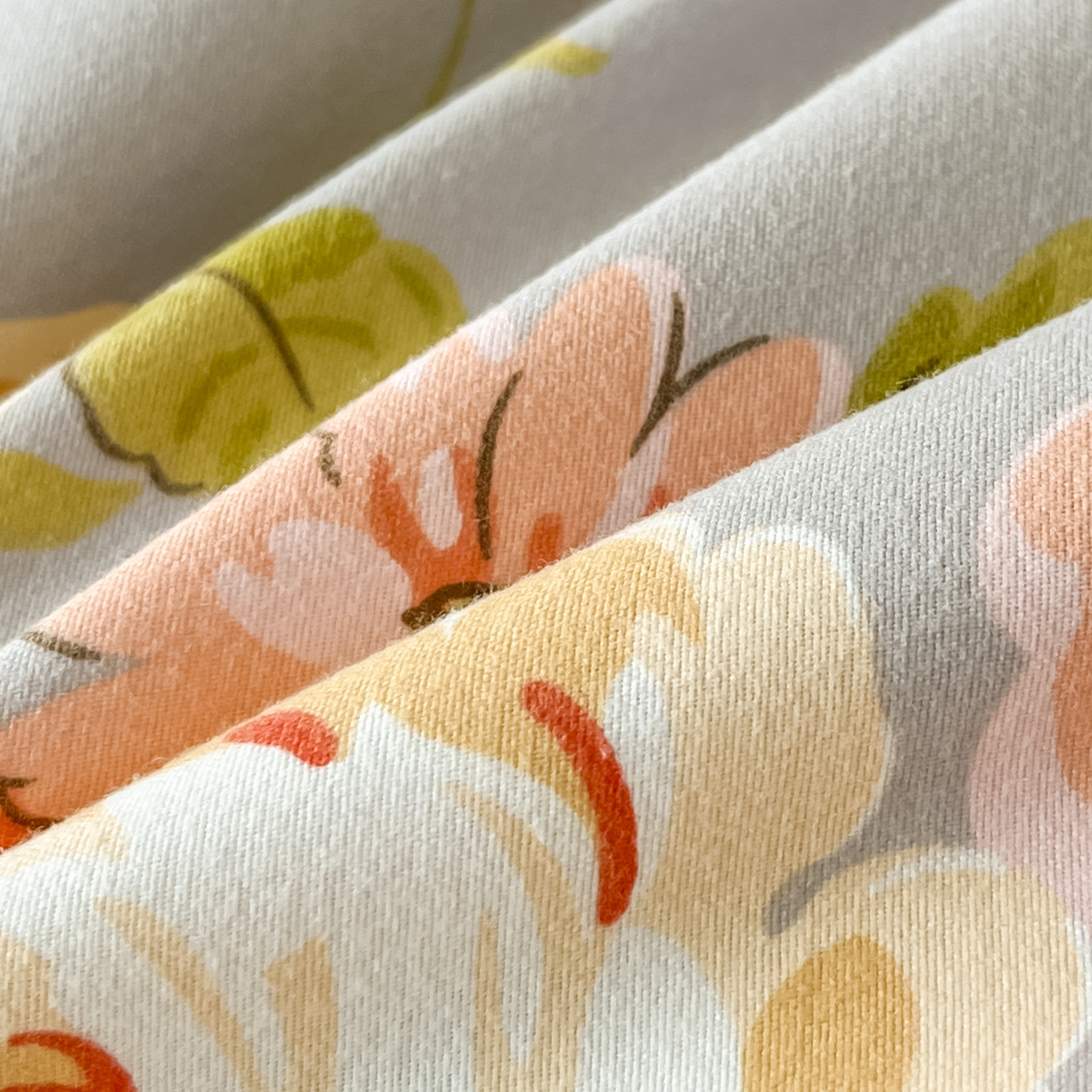 91家纺网 家纺一手货源 找家纺 禧多家纺 2024新款亲肤舒适印花云纱棉豆豆被子被芯 春野花信