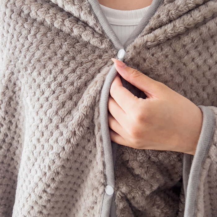 91家纺网 家纺一手货源 找家纺 卡琪曼 2024新款加厚保暖菠萝格披肩毯子毛毯 深咖