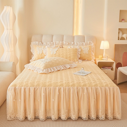 91家纺网 家纺一手货源 找家纺 （总）情恒家纺 2025新款A类婴儿绒全夹棉奶油风（蝴蝶结)床裙三件套