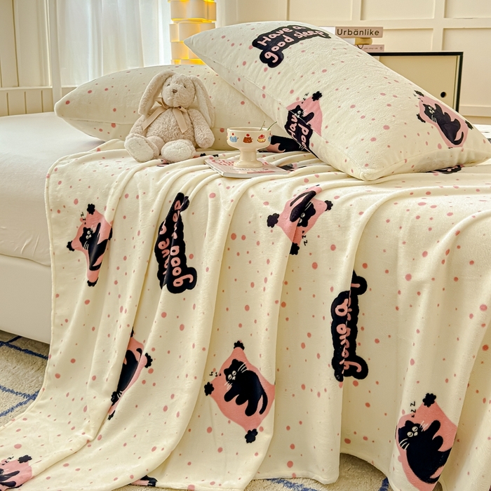 91家纺网 家纺一手货源 找家纺 金丝鸟家纺 2024新款200g牛奶绒单床单系列 粉色淘气猫